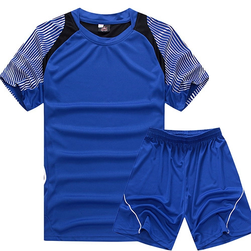 Футболни екипи с къси ръкави и панталони подходящи за деца и възрастни