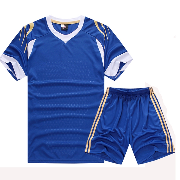 Футболни екипи с къси ръкави и панталони подходящи за деца и възрастни