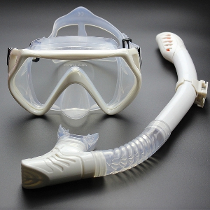 Αναπνευστήρας με γυαλιά για υποβρύχια αναπνοή και θέαση