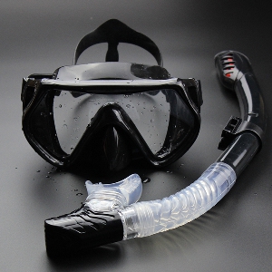 Шнорхел с очила за подводно дишане и гледане