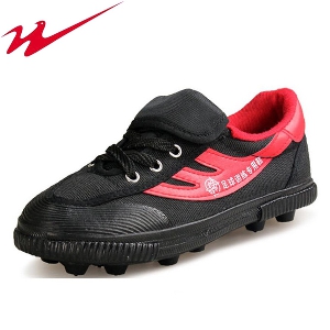 Футболни обувки подходящи за деца, мъже и жени - унисекс модели - бели, червени, сини на топ цени