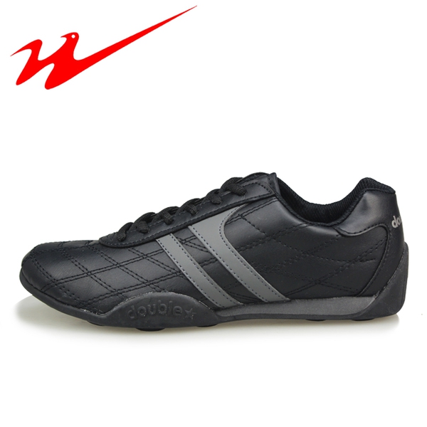 Футболни обувки за мъже и жени  - черен, зелен, син, червен - топ унисекс модели на добри цени