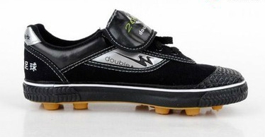 Унисекс футболни обувки за деца, мъже и жени - три модела на топ цени