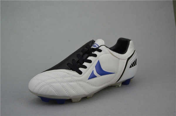 Мъжки футболни бутонки - 5 модела