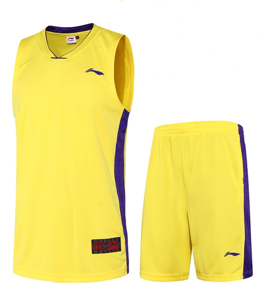 Дамски и мъжки баскетболни екипи