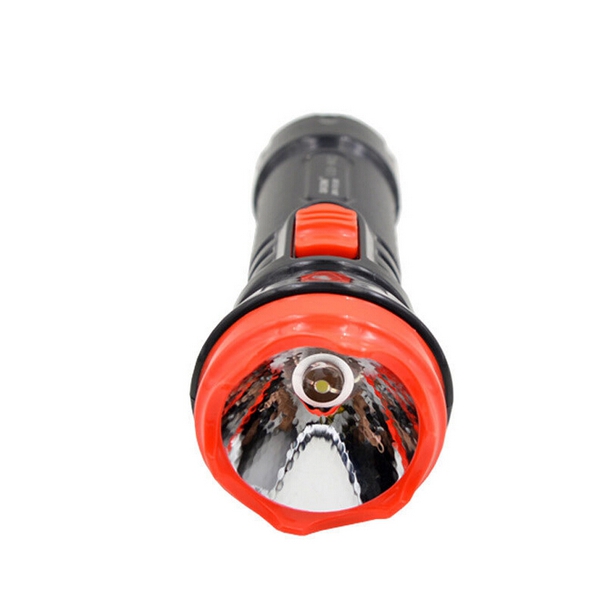 Фенер за осветяване на различни тъмни пространства или открито