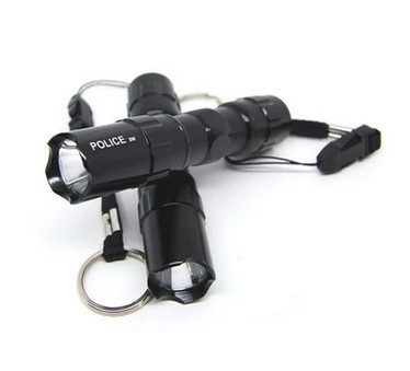 Мини фенерче за къмпинг, лов или друг спорт - водоустойчиво