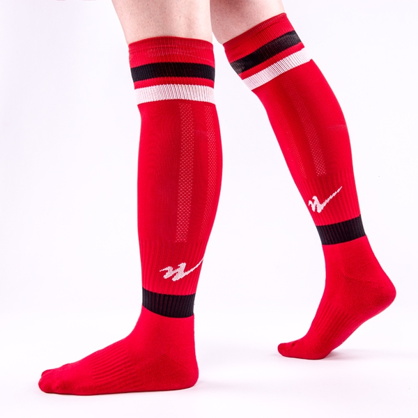 Футболни чорапи в различни цветове - червени, жълти, бели, сини и черни