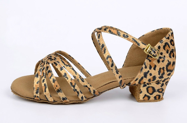 Σανδάλια χορού