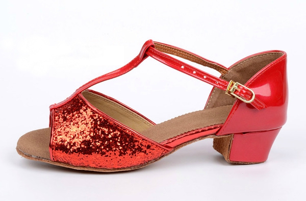 Σανδάλια χορού