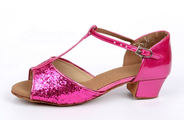 Σανδάλια χορού