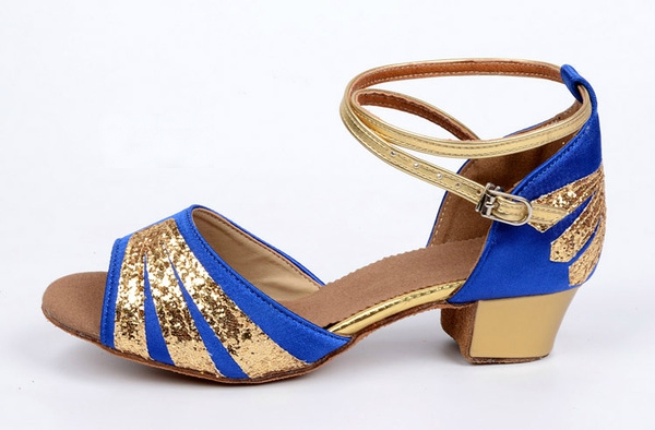 Σανδάλια χορού