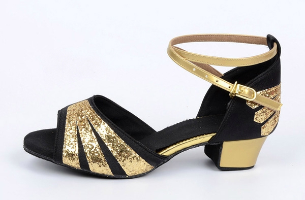 Σανδάλια χορού