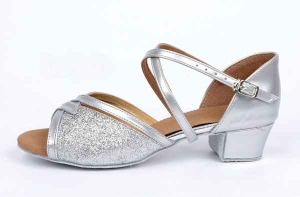 Σανδάλια χορού