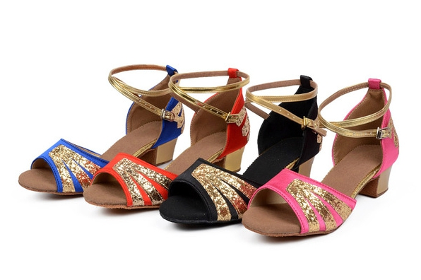 Σανδάλια χορού