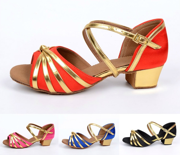 Σανδάλια χορού