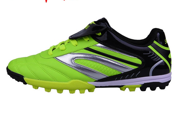 Мъжки футболни обувки -  сини, червени, зелени, черни - два модела 