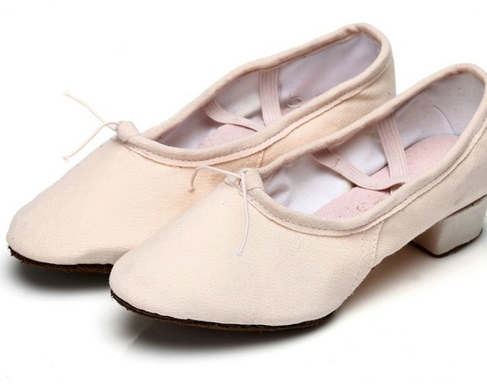 Обувки за танци