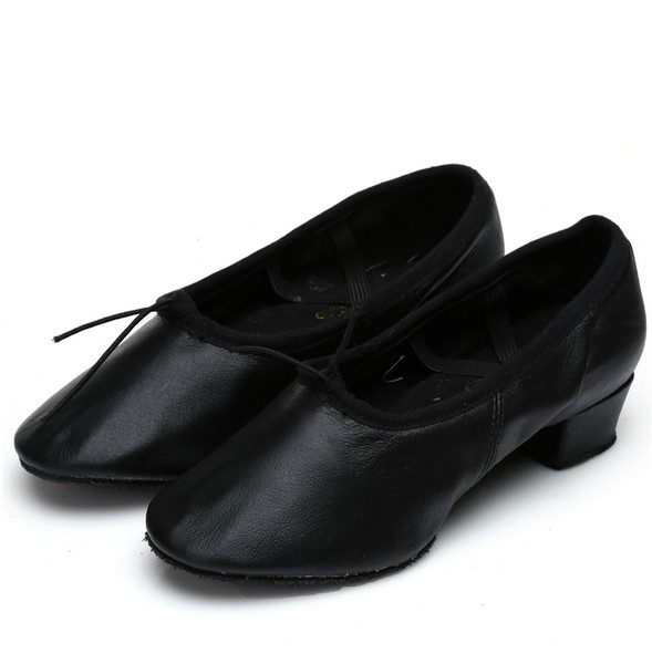Обувки за танци