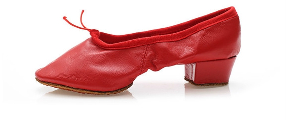 Обувки за танци