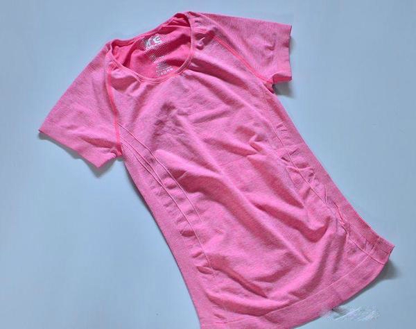 Дамска спортна блуза в различни цветове - за фитнес тренировки или тичане