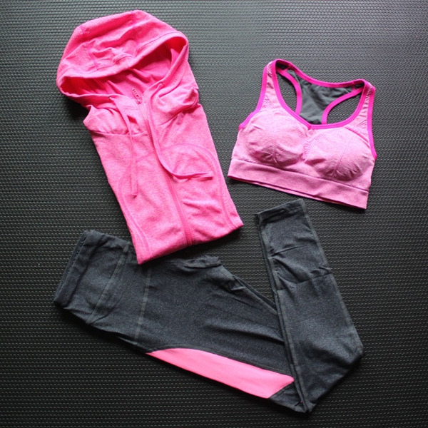 Спортен комплект за тренировка в 3 части