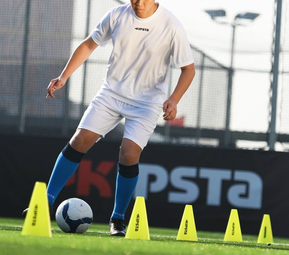 Мъжки футболни бързосъхнещи панталони - бели и черни 