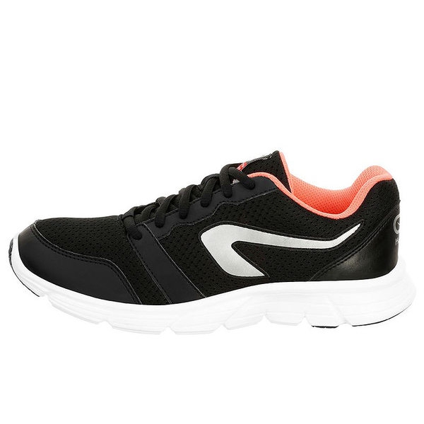 Дишащи обувки за бягане 