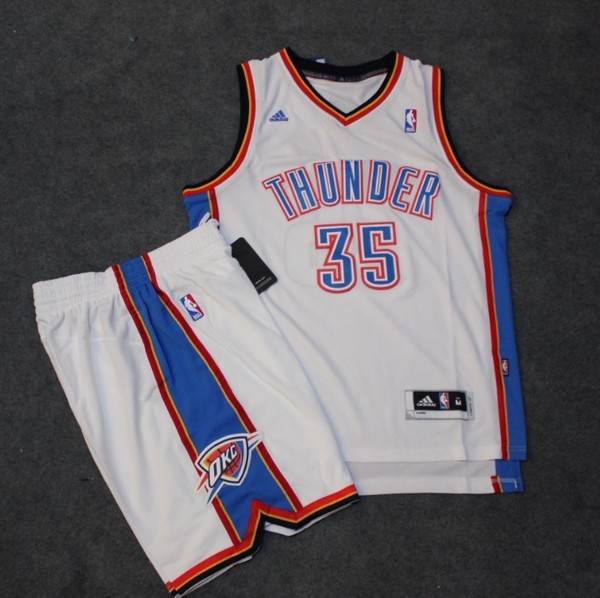 Спортен екип за баскетбол