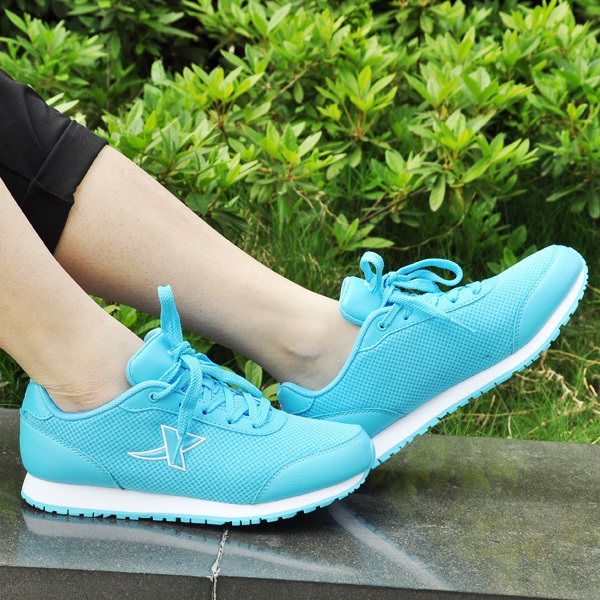 Обувки за running - в три цвята