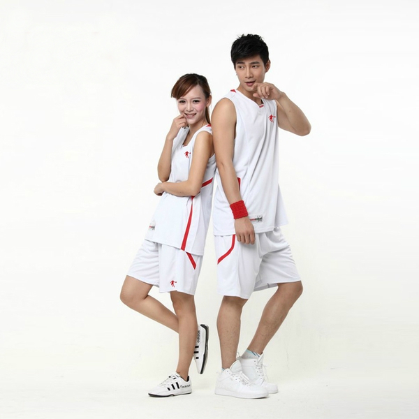 Мъжки и дамски баскетболни екипи