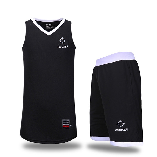 Баскетболни екипи различни модели и цветове