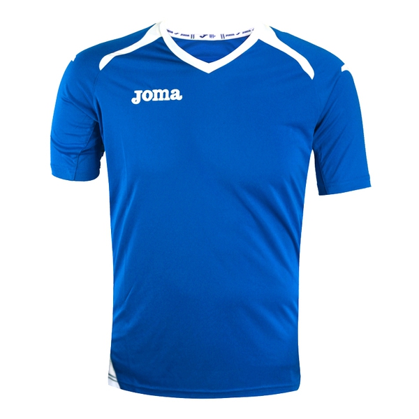 Различни топ модели футболни екипи с къс ръкав и къси панталони - подходящи за тренировка и игра - избор от размери