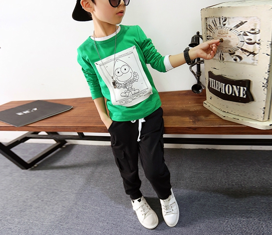 Παιδικά ανοιξιάτικα μπλουζάκια με κινούμενες εικόνες σε πράσινο, μπλε και μαύρο χρώμα