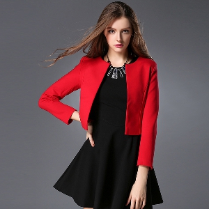 Γυναικείο σακάκι σε δύο χρώματα - μαύρο και κόκκινο