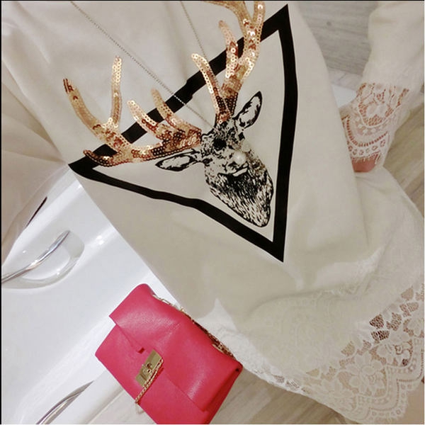 Модерна дамска туника с дантела 