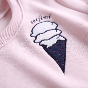 Κυρίες ροζ μπλούζα με απλικέ παγωτό