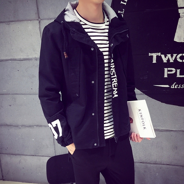 Мъжки спортни якета с качулка - 8 модела 