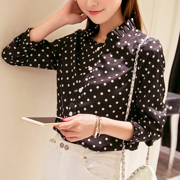 shirt κομψό κυρίες σε μαύρο και άσπρο