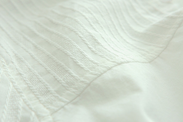 πουκάμισο σύγχρονες γυναίκες σε άσπρο - δύο μοντέλα κολάρα