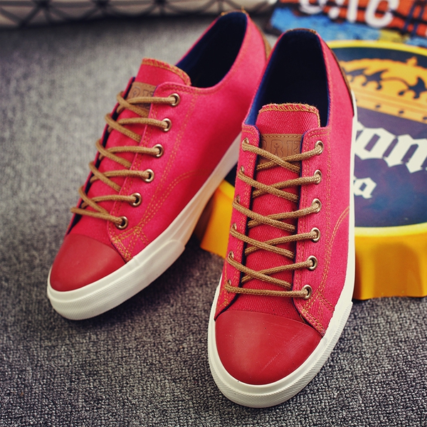 Ανδρικά παπούτσια για  την άνοιξη σε 3 χρώματα