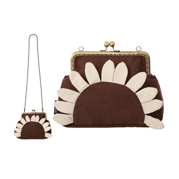 Дамска цветна чанта  с цветя - маргаритка