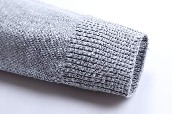 Πλεκτά πουλόβερ για τους άνδρες - 3 μοντέλα