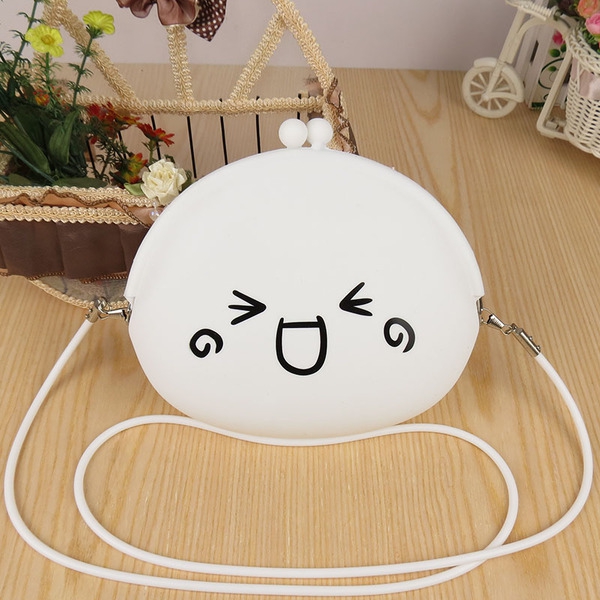 Лятна дамска бяла мини чанта 