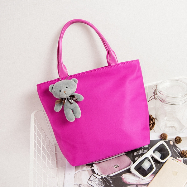 Дамска сатенирана чанта с мече