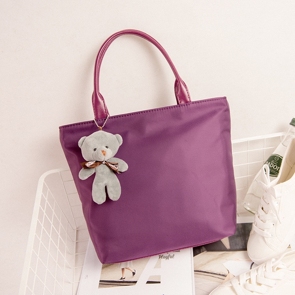 Дамска сатенирана чанта с мече