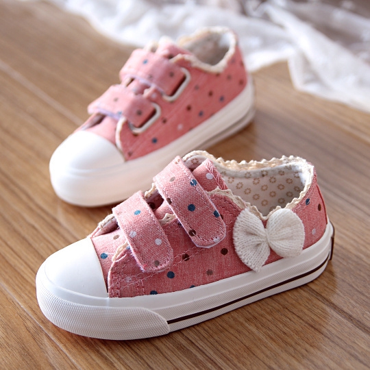 Παιδικά παπούτσια με κορδέλα για κορίτσια