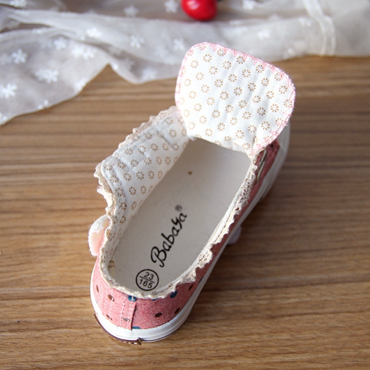 Παιδικά παπούτσια με κορδέλα για κορίτσια