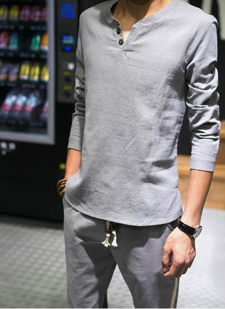 Плътни пролетни мъжки тениски - 10 модела 