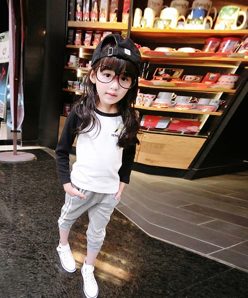 Детски спортни блузи за момичета - 2 модела  